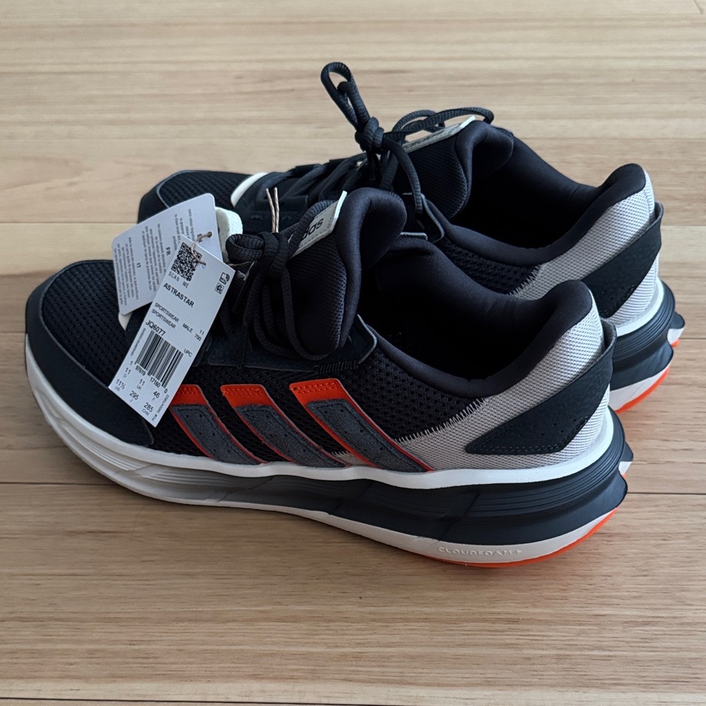 Adidas Atrastar Shoes Men’s Size 11.5 NWT